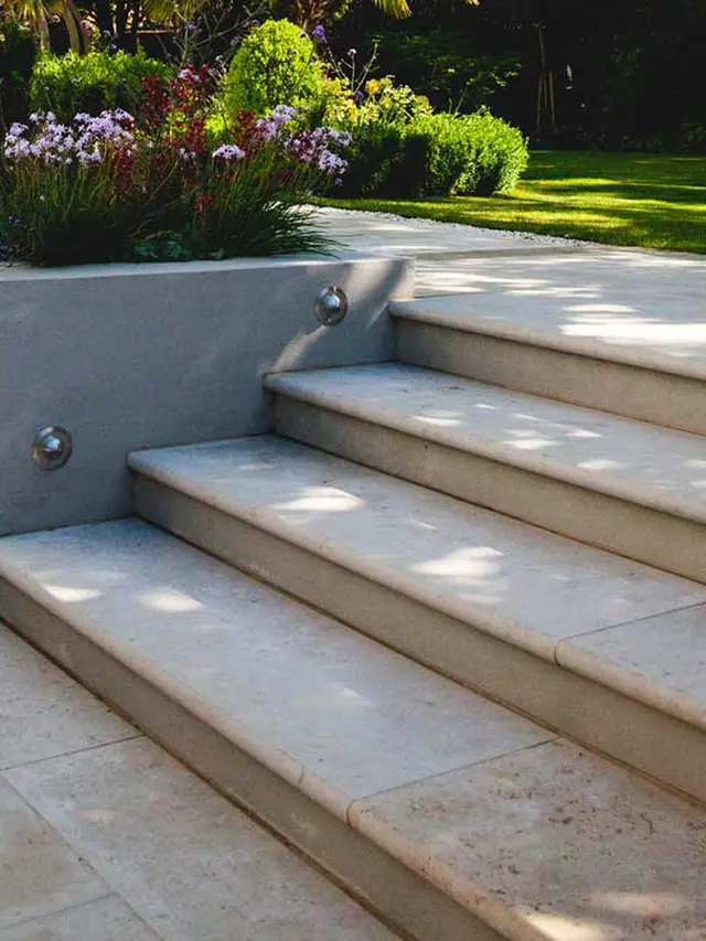 Bespoke Bullnose Stairs