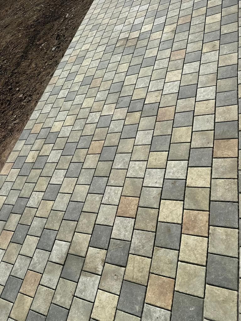 Rusty Stone Tumbled Porcelain Pavers