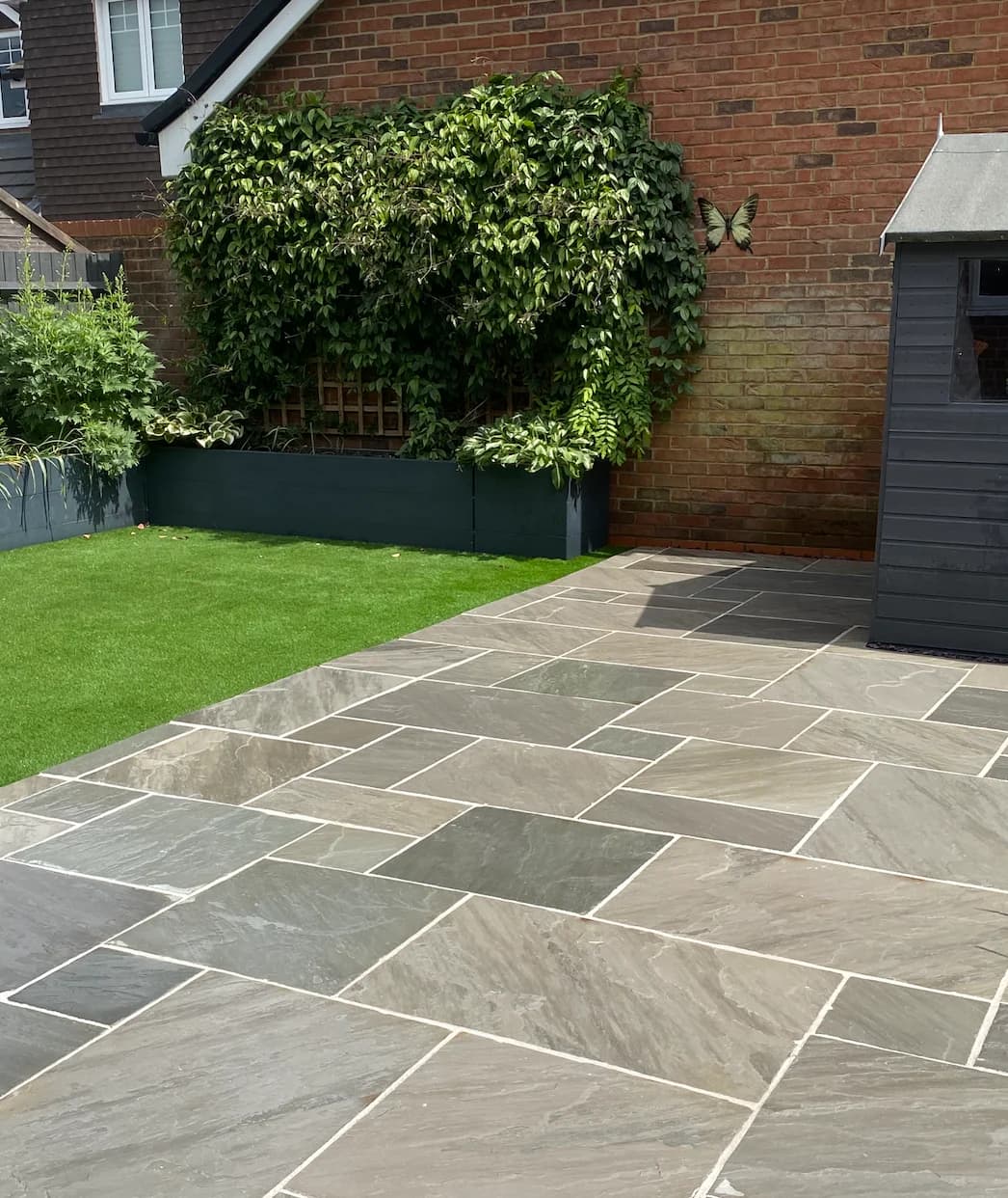 Kandla Grey Sandstone Paving thumbnail 6