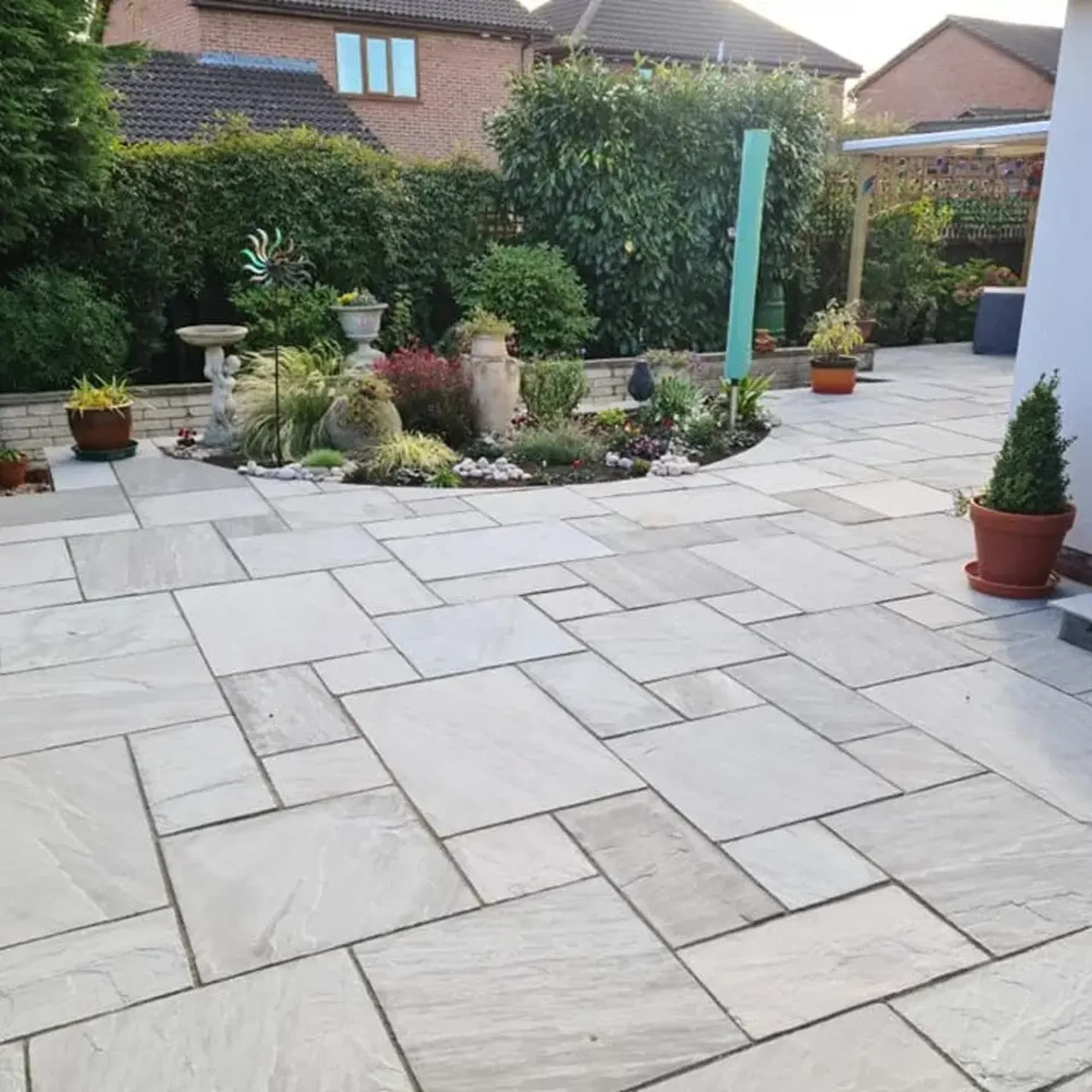 Kandla Grey Sandstone Paving thumbnail 2