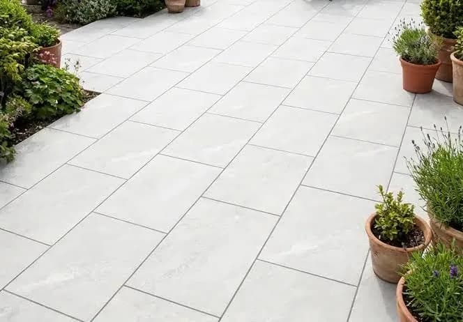 Himalayan White Porcelain Paving thumbnail 3