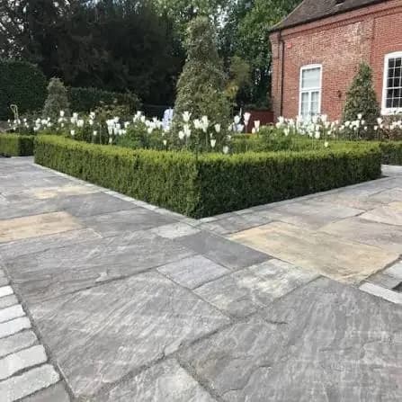 Sagar Black Sandstone Paving thumbnail 5