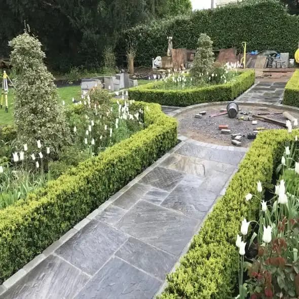 Sagar Black Sandstone Paving thumbnail 4