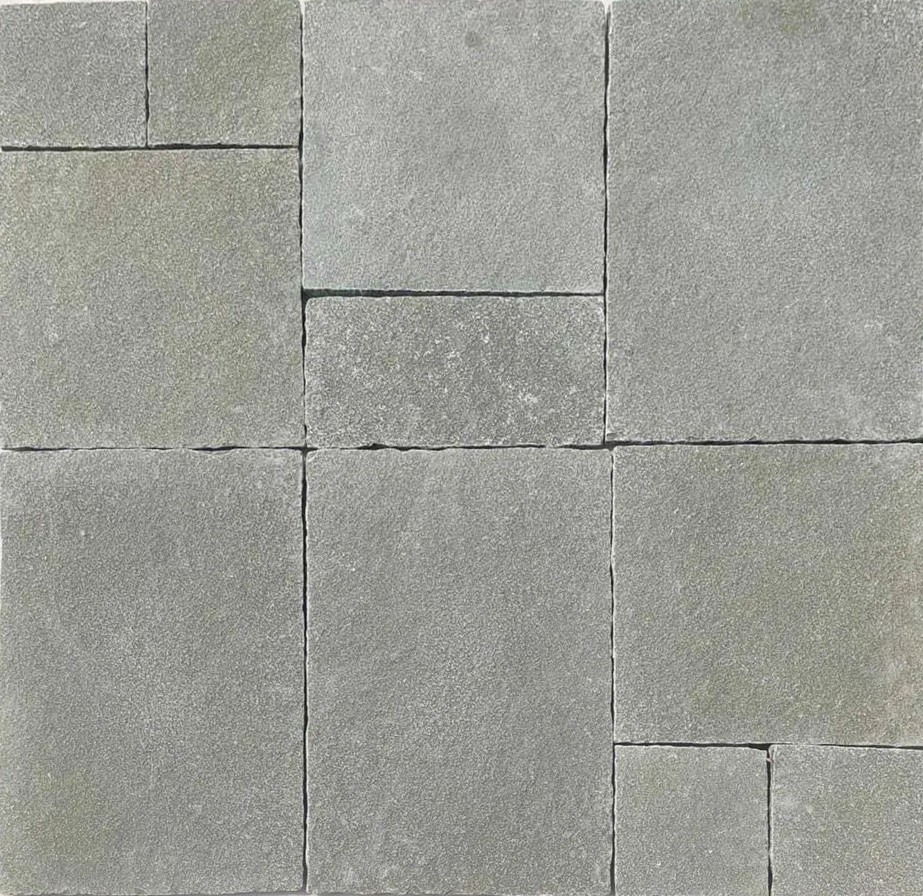 Tandur Grey Limestone Paving thumbnail 2
