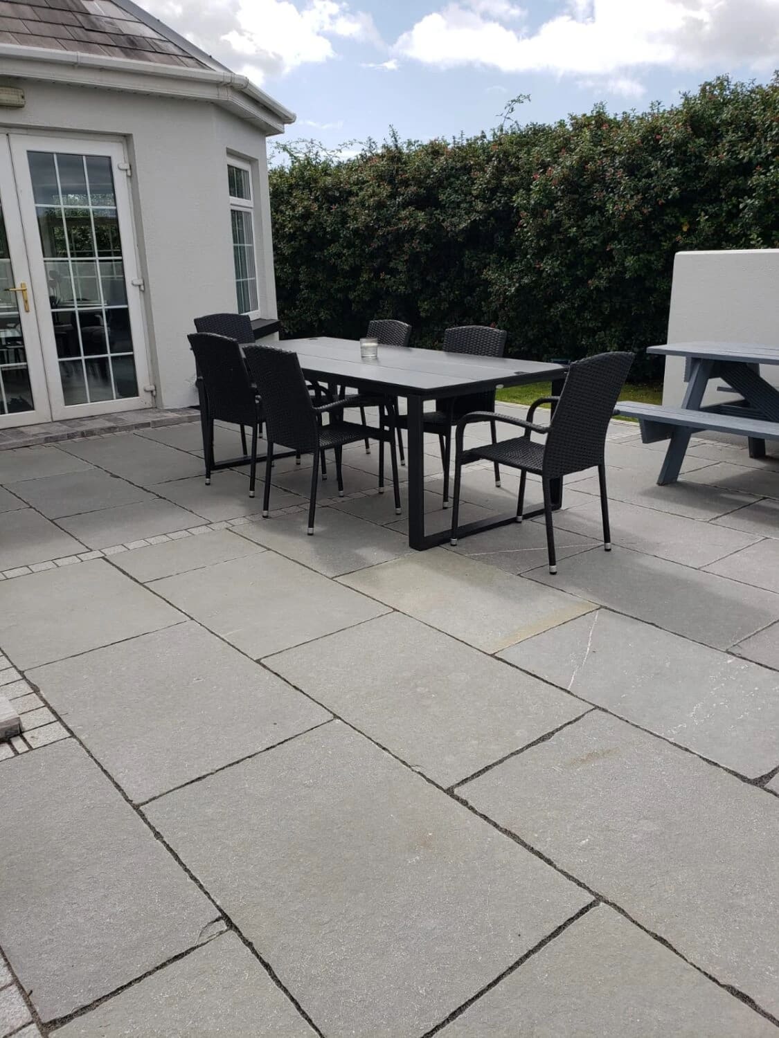 Tandur Grey Limestone Paving thumbnail 1