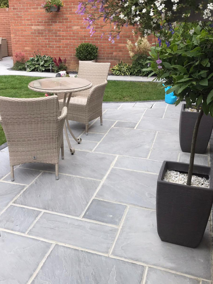 Kandla Grey Sandstone Paving thumbnail 4